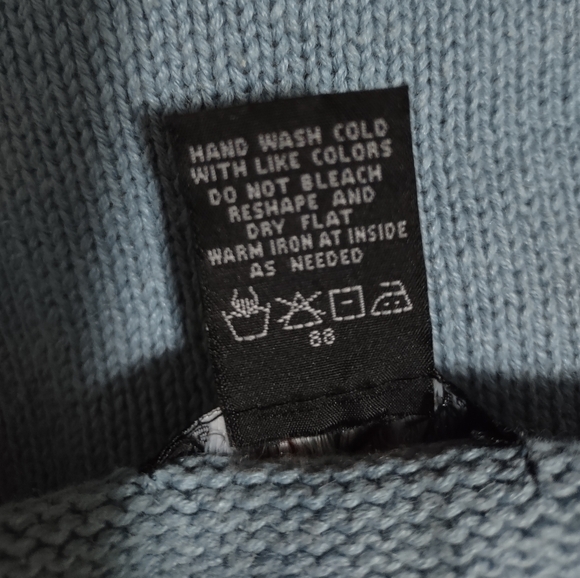 Coastal Christmas Santa Sweater. Size Small. - Picture 7 of 8